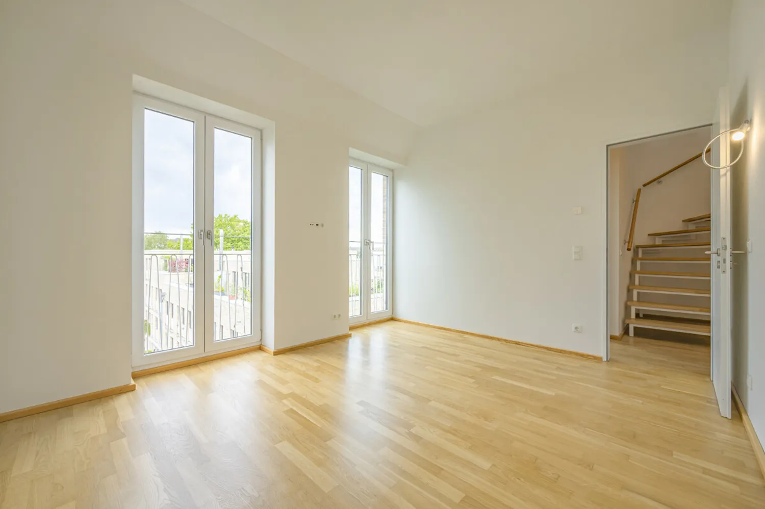 4 Zimmer Wohnung mit 130 m² in Hamburg – Bild 3