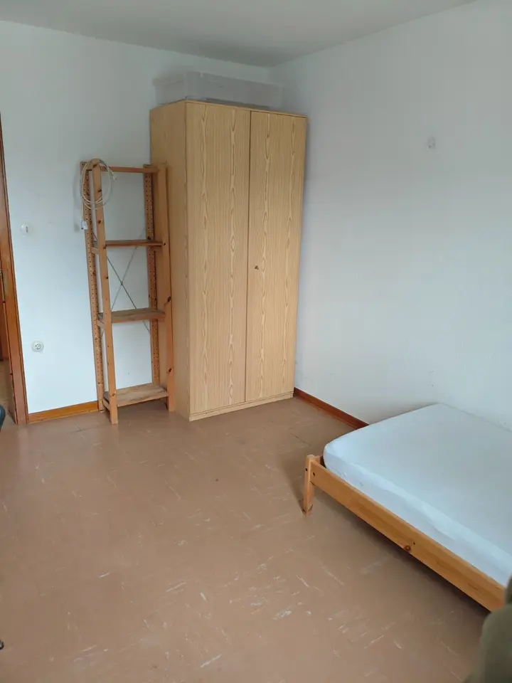 WG-Zimmer mit 16 m² in Düren – Bild 4