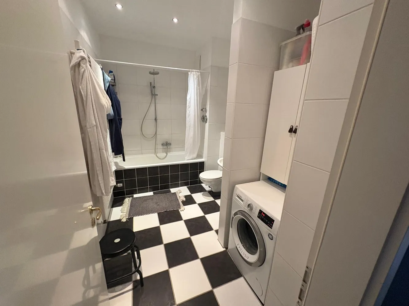 2 room apartment with 70 m² in Berlin – Photo 9