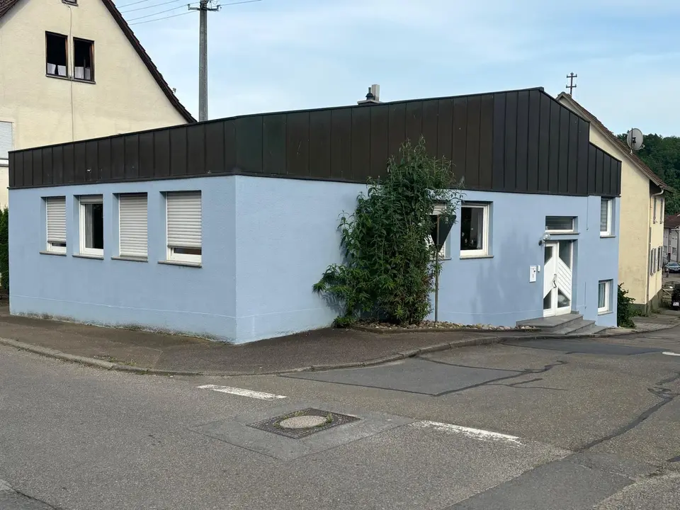 6 Zimmer Haus mit 135 m² in Mosbach – Bild 1