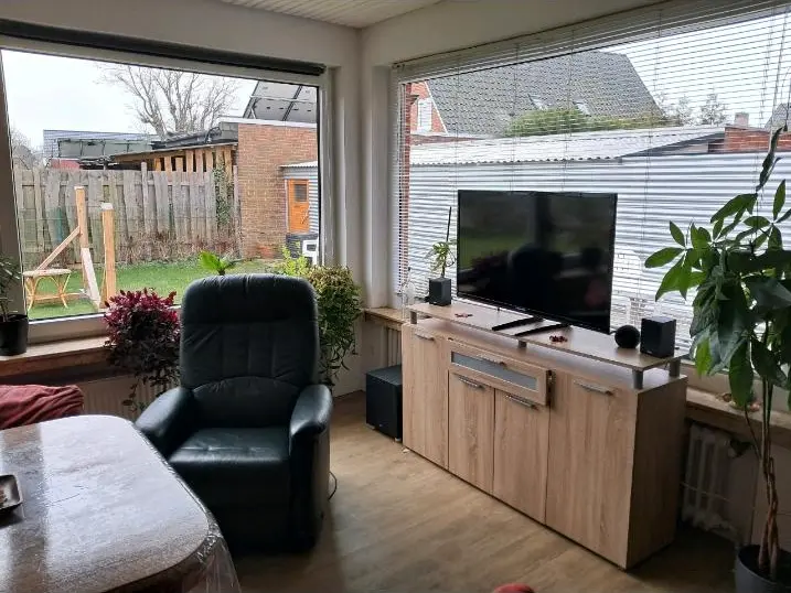 8 Zimmer Wohnung mit 106 m² in Oldenburg – Bild 2