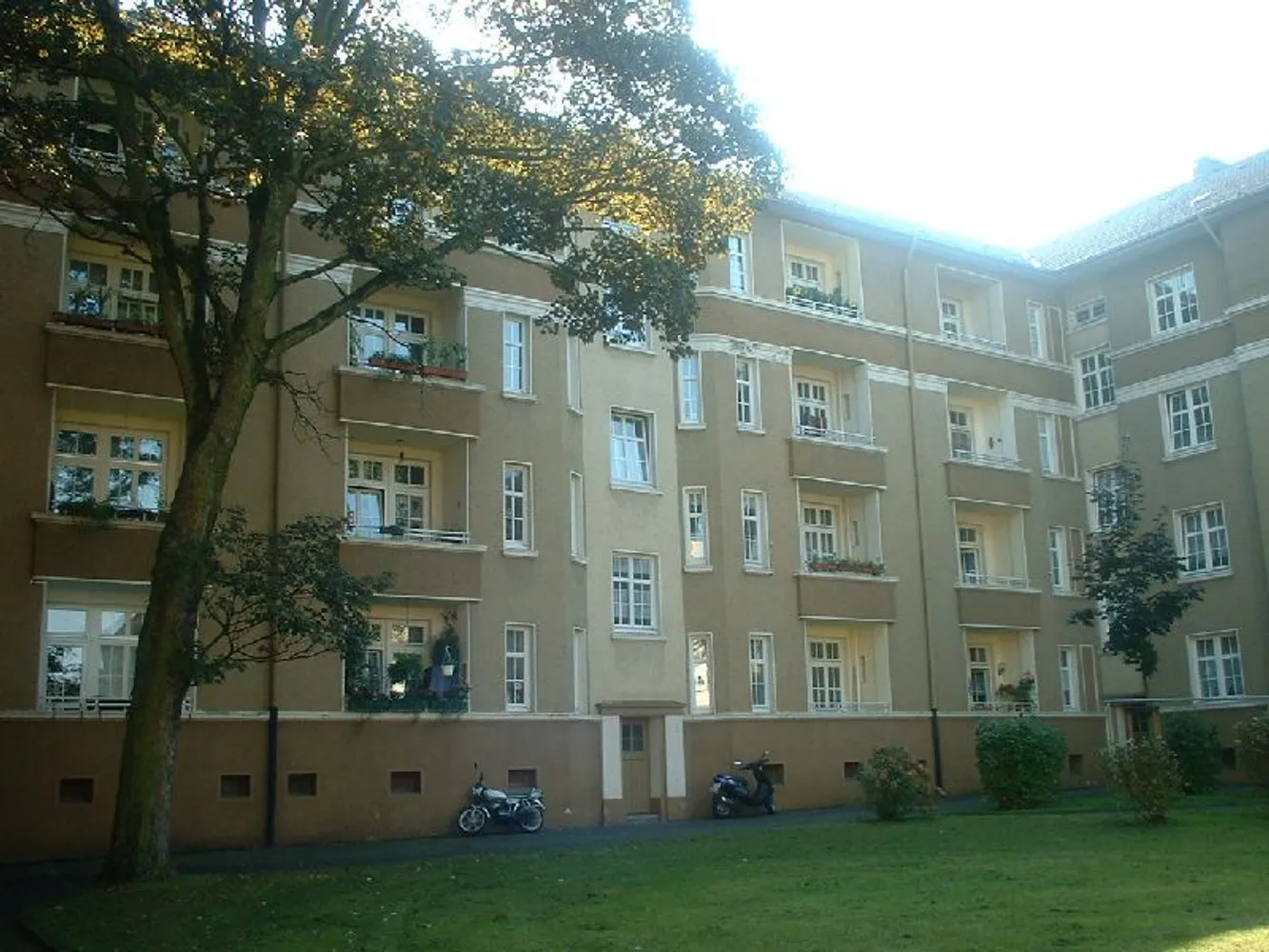 2 room apartment with 65 m² in Essen – Photo 2