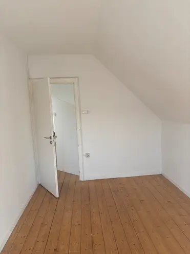 6 Zimmer Wohnung mit 110 m² in Paderborn – Bild 3