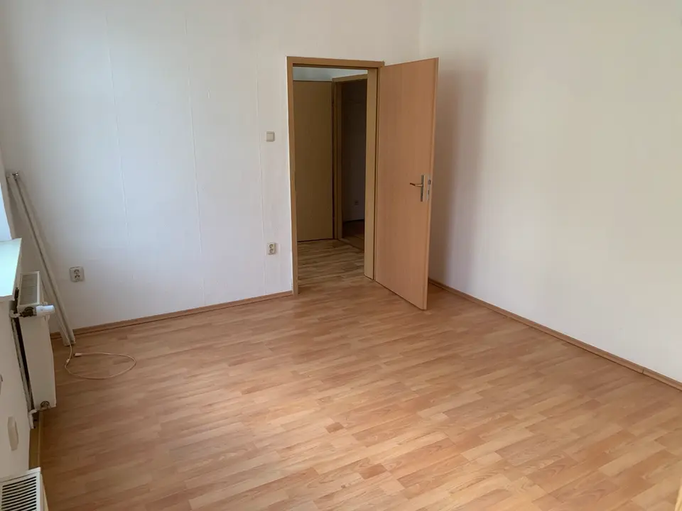 2 Zimmer Wohnung mit 50 m² in Zeitz – Bild 2