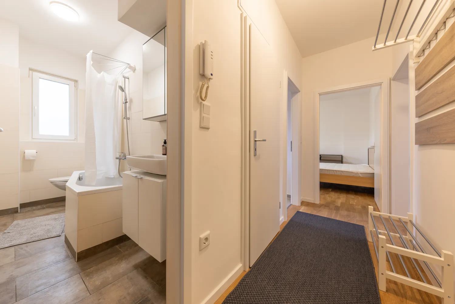 2 room apartment with 52 m² in Berlin – Photo 10