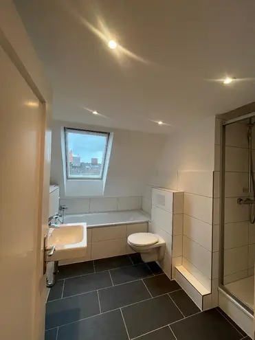 3 Zimmer Wohnung mit 70 m² in Hannover – Bild 1