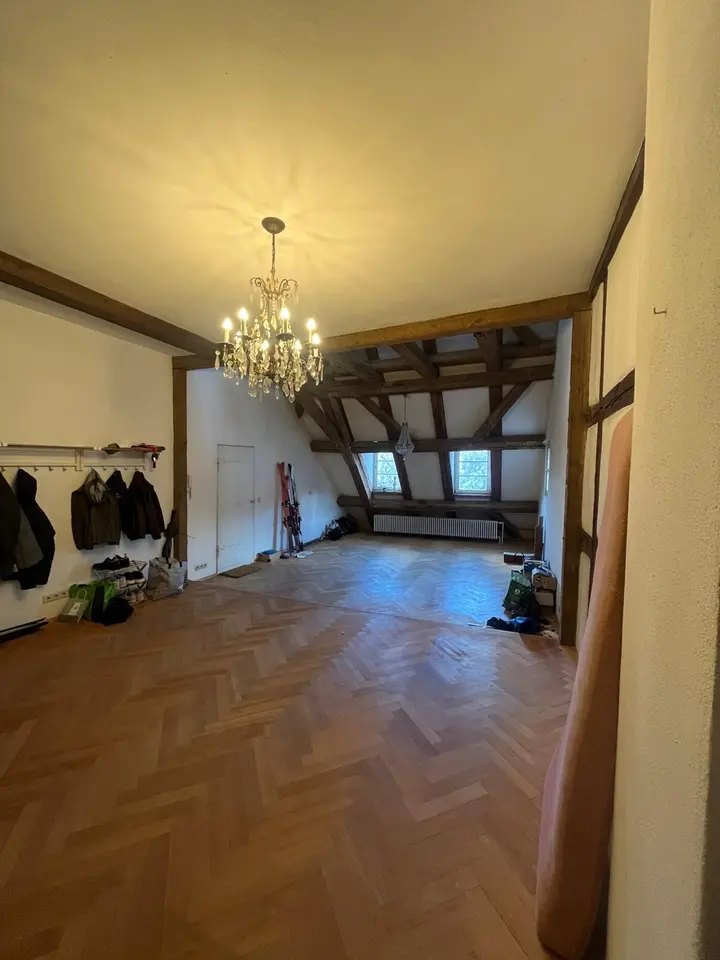 5 Zimmer Wohnung mit 220 m² in Ravensburg – Bild 2