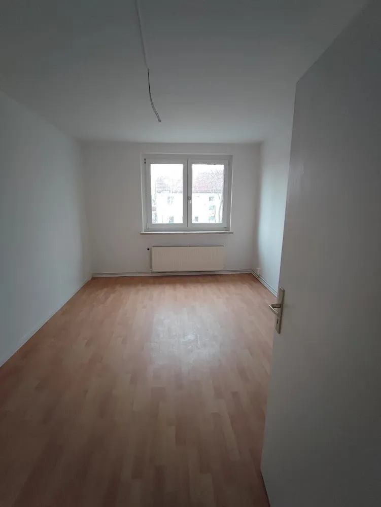 3 Zimmer Wohnung mit 58 m² in Merseburg – Bild 2