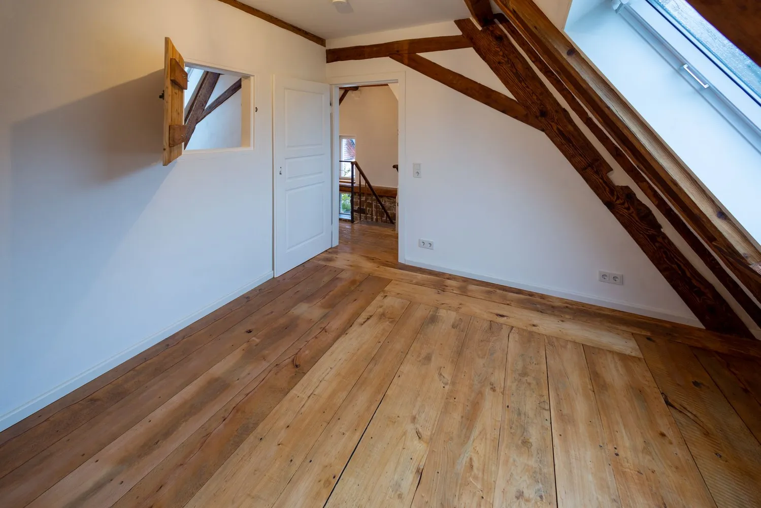 4 Zimmer Wohnung mit 118 m² in Karlsruhe – Bild 6
