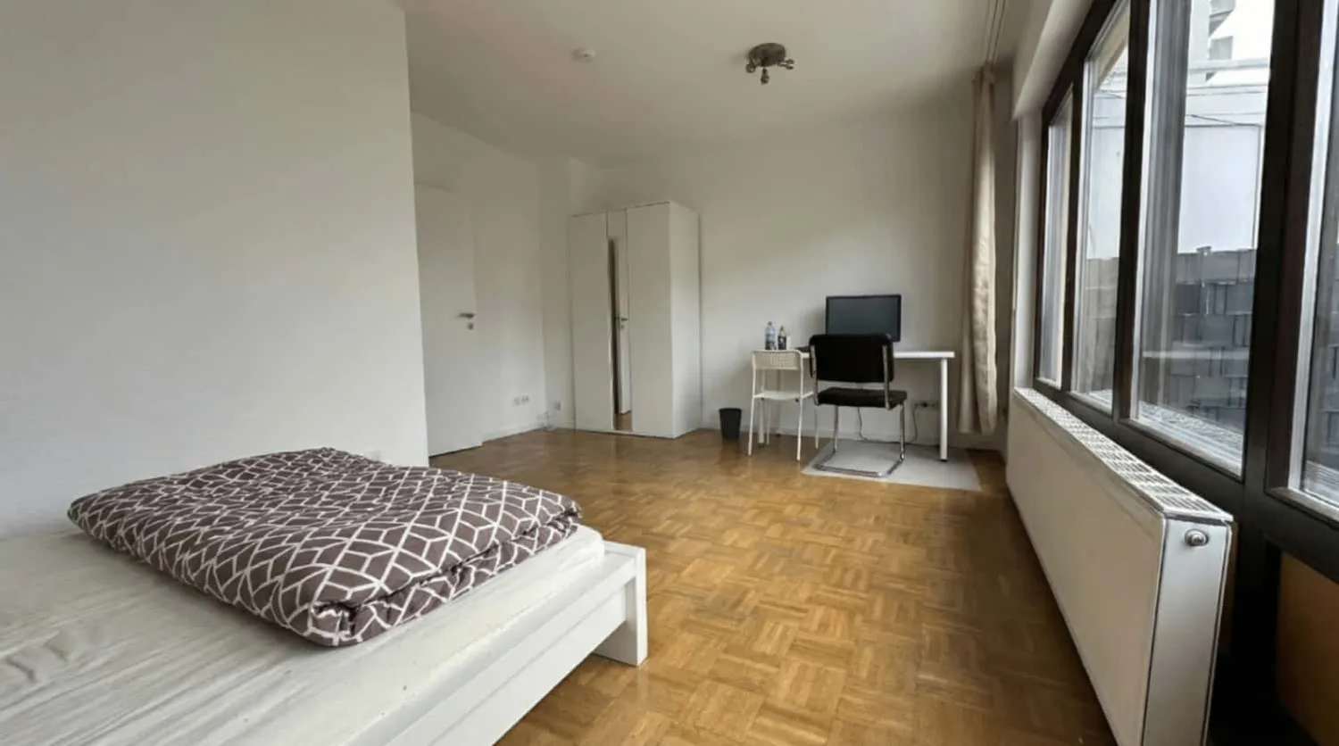 WG-Zimmer mit 21 m² in Frankfurt am Main – Bild 8