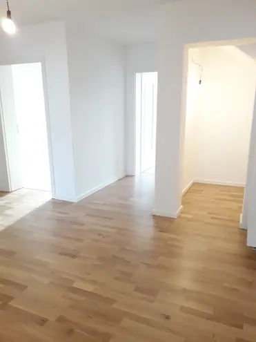 3 Zimmer Wohnung mit 104 m² in München – Bild 4