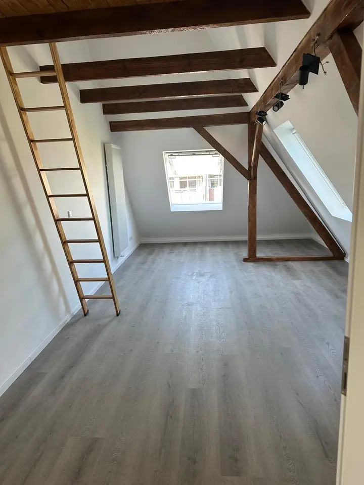 4 Zimmer Wohnung mit 115 m² in Aachen – Bild 1