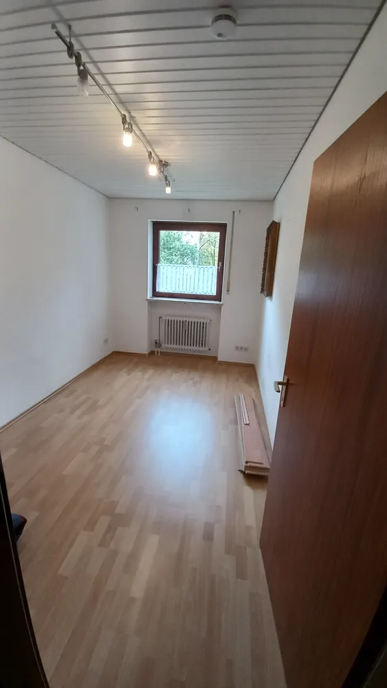 4 Zimmer Wohnung mit 100 m² in Augsburg – Bild 4