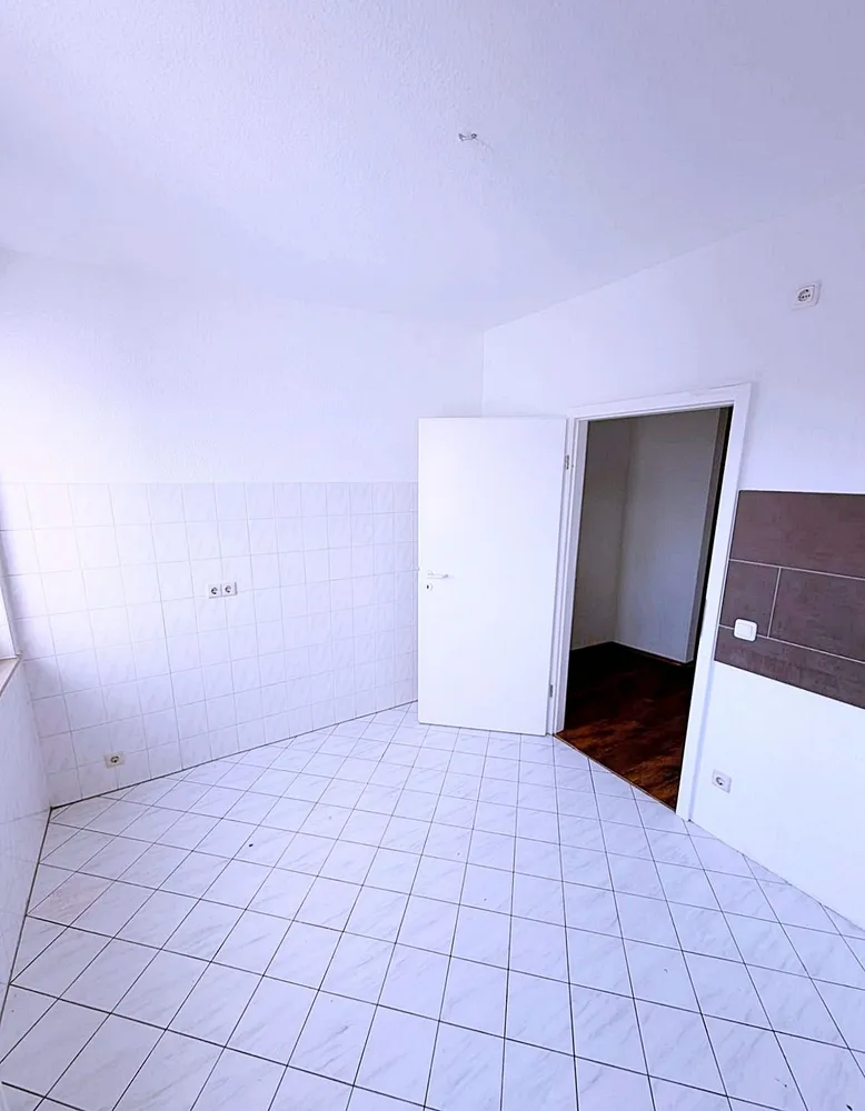 4 Zimmer Wohnung mit 100 m² in Leipzig – Bild 2