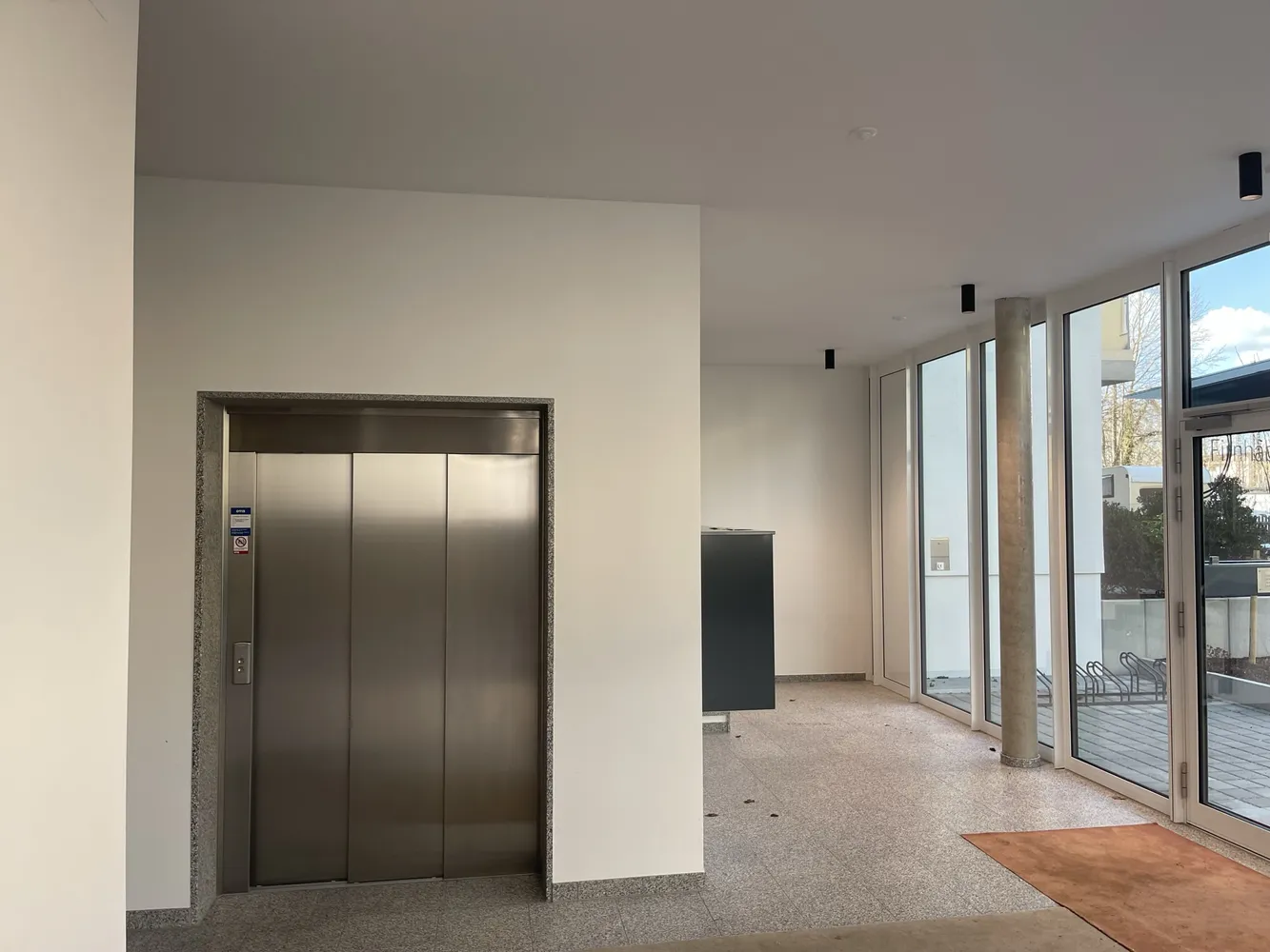 1 room apartment with 23 m² in Augsburg – Photo 8