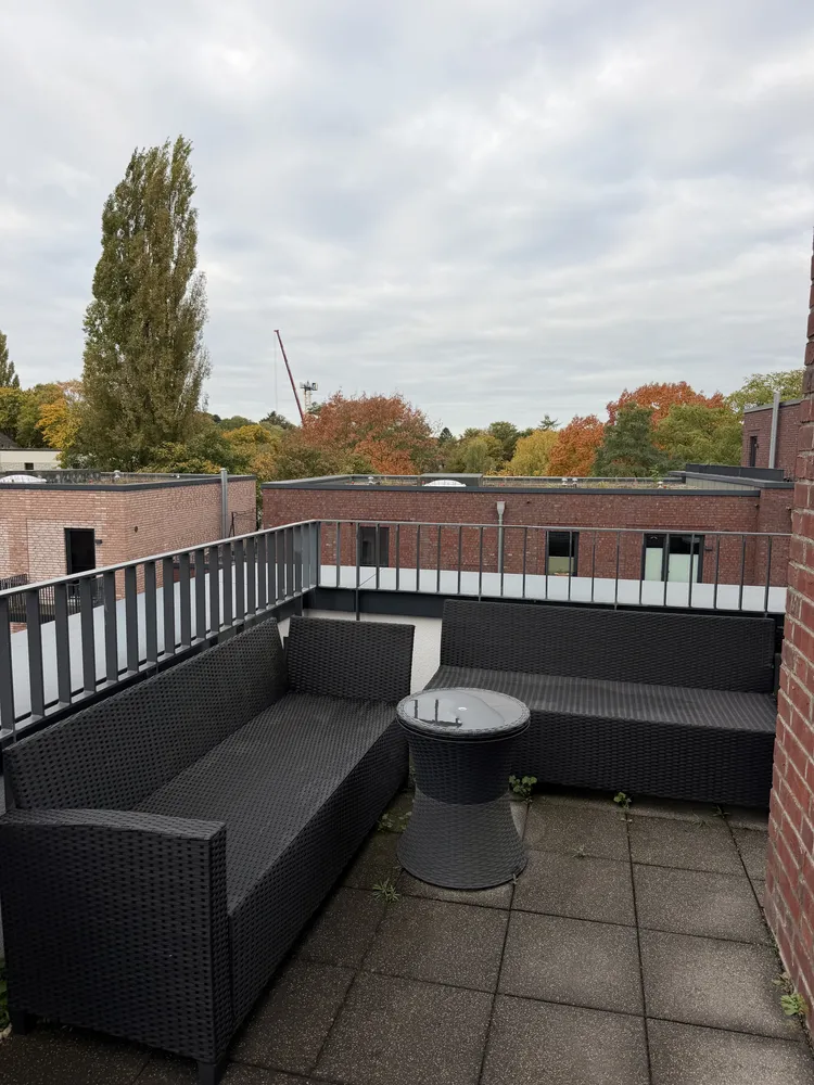 2 Zimmer Wohnung mit 75 m² in Hamburg – Bild 2