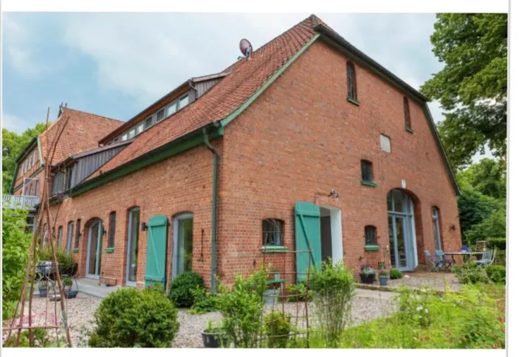 4 room apartment with 142 m² in Lüneburg – Photo 1
