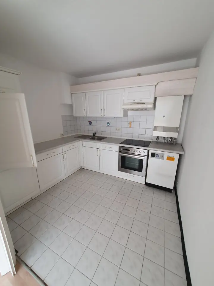 2 Zimmer Wohnung mit 75 m² in Erfurt – Bild 3