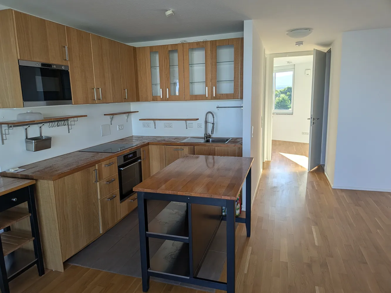 4 Zimmer Wohnung mit 98 m² in Frankfurt am Main – Bild 2
