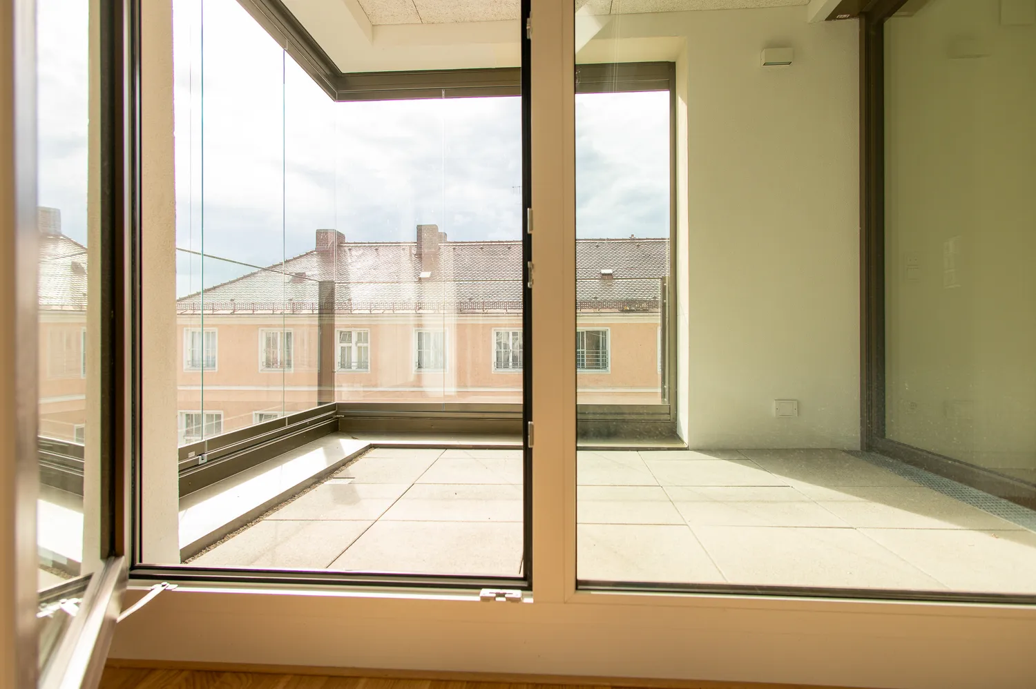 2 Zimmer Wohnung mit 70 m² in München – Bild 8