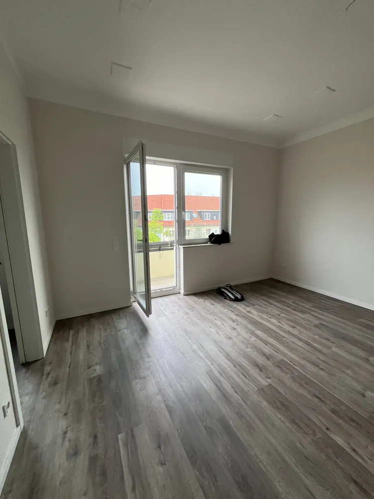 2 Zimmer Wohnung mit 60 m² in Berlin – Bild 2