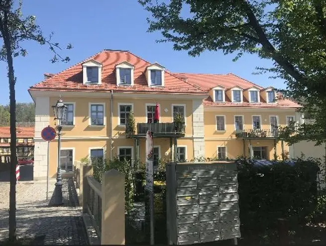 4 Zimmer Wohnung mit 133 m² in Dresden – Bild 1