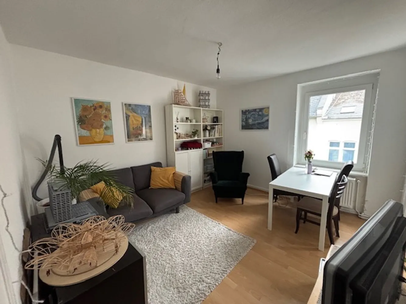 4 Zimmer Wohnung mit 80 m² in Wiesbaden – Bild 3