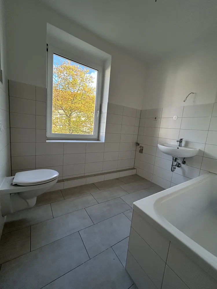 4 Zimmer Wohnung mit 82 m² in Zwickau – Bild 1
