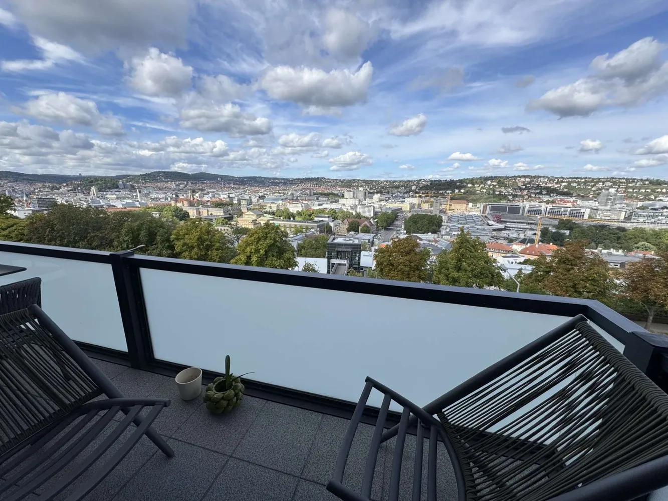 4 Zimmer Wohnung mit 87 m² in Stuttgart – Bild 1