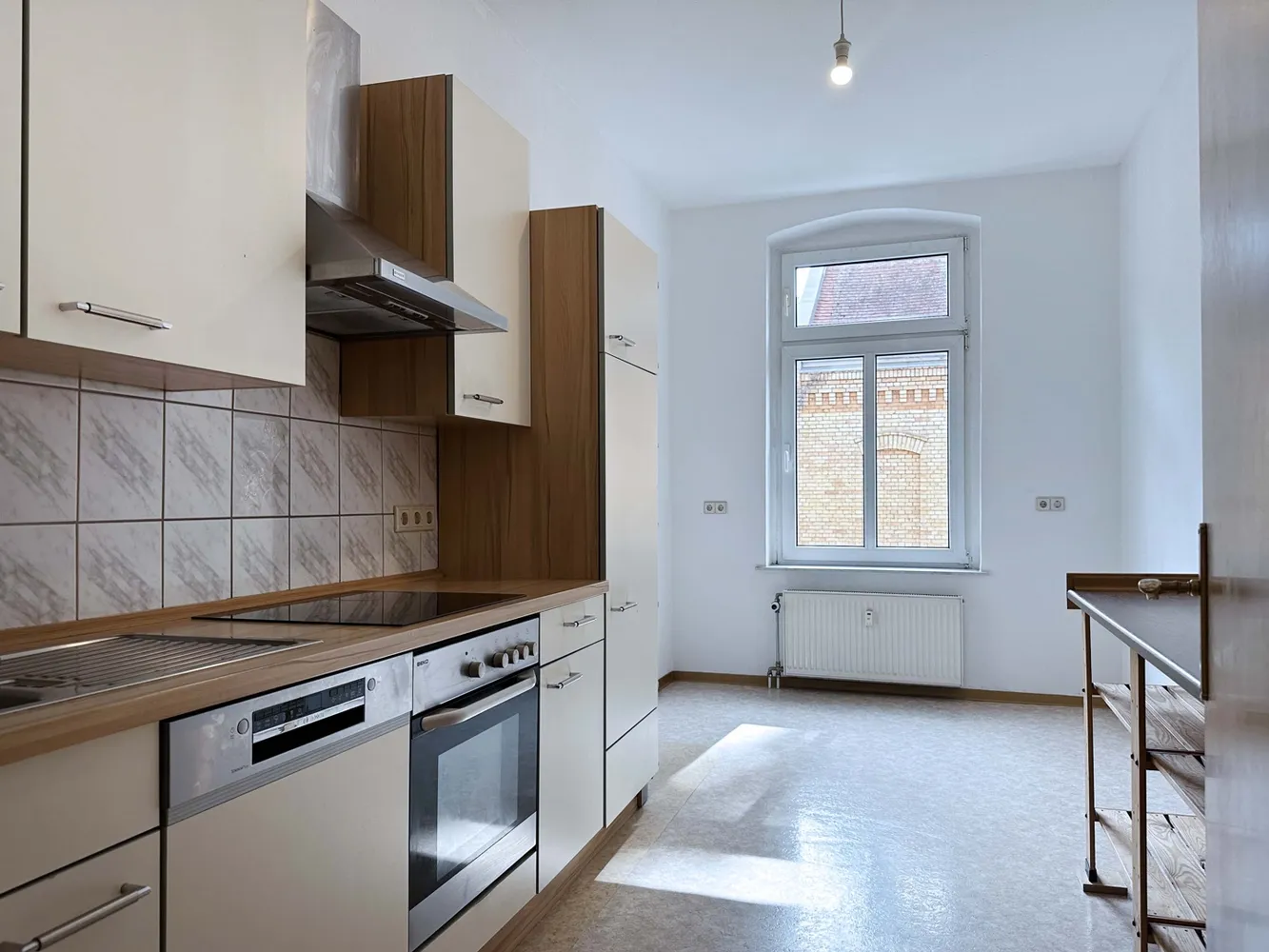 2 Zimmer Wohnung mit 75 m² in Halle (Saale) – Bild 3