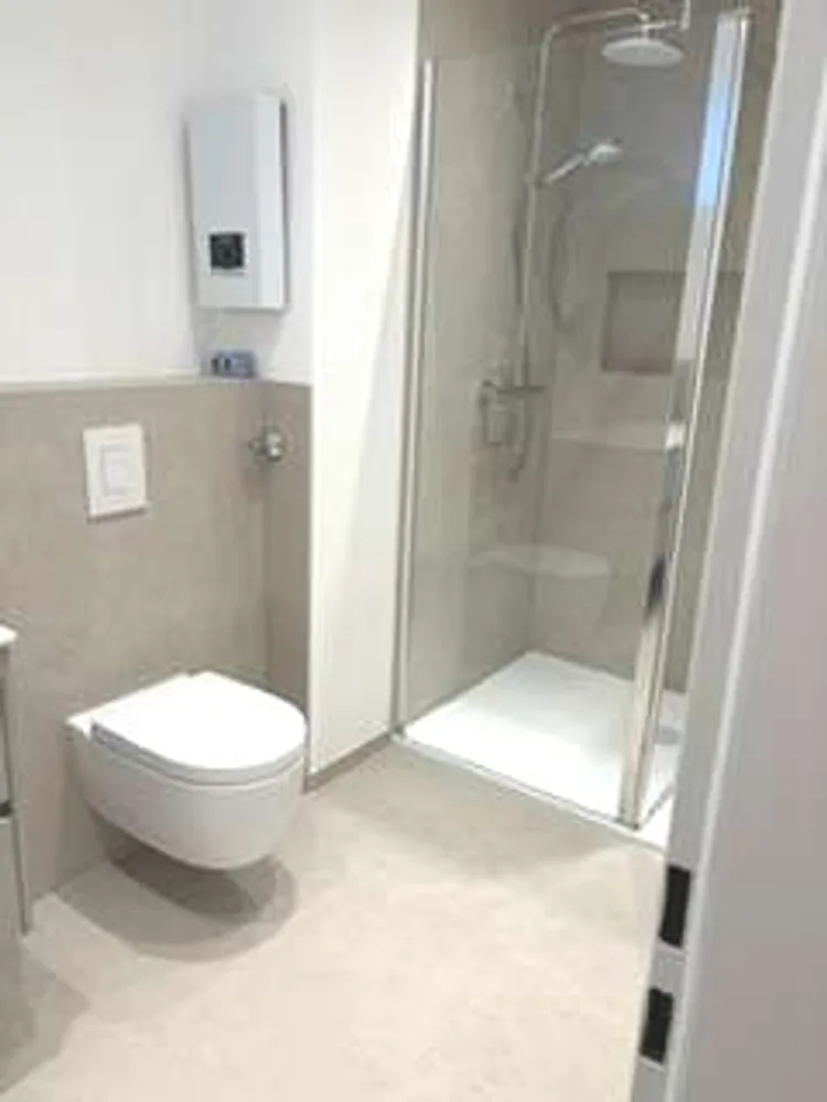 4 Zimmer Wohnung mit 130 m² in Krefeld – Bild 1