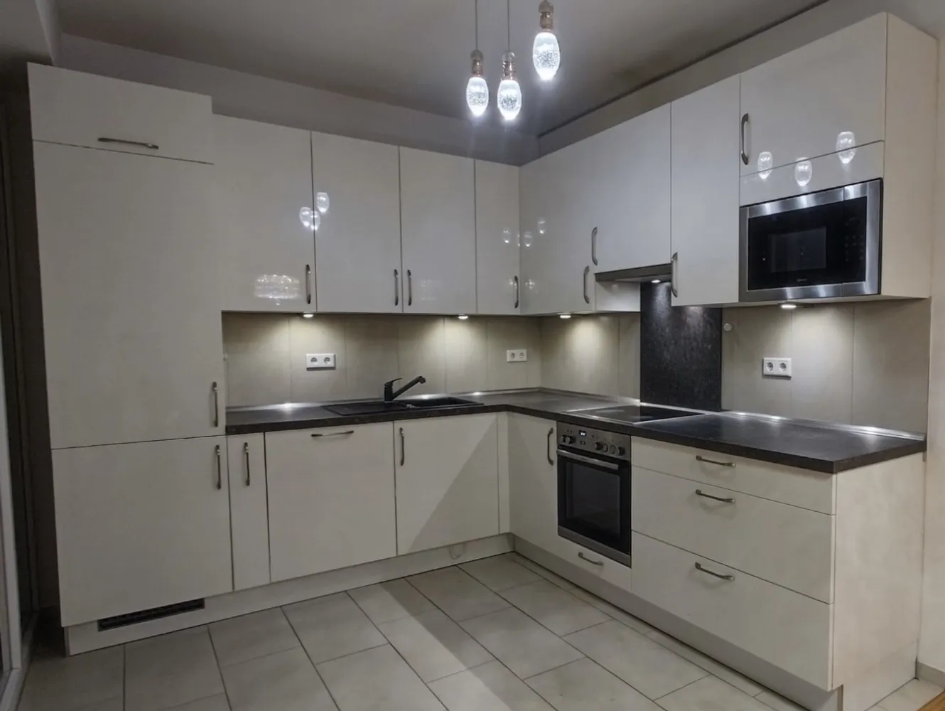 2 Zimmer Wohnung mit 69 m² in Köln – Bild 3
