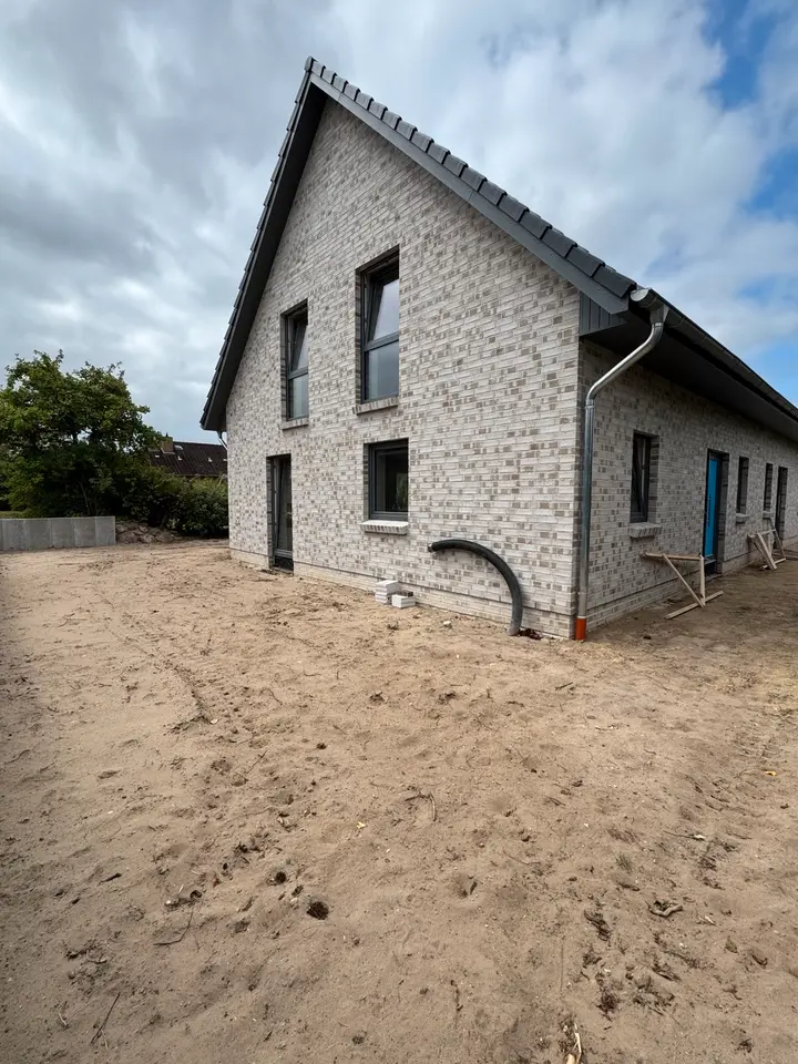 4 Zimmer Haus mit 121 m² in Flensburg – Bild 1