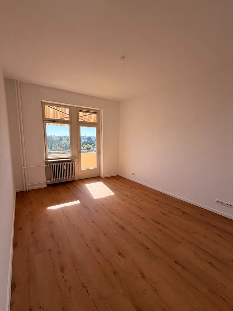 3 Zimmer Wohnung mit 85 m² in Frankfurt am Main – Bild 1