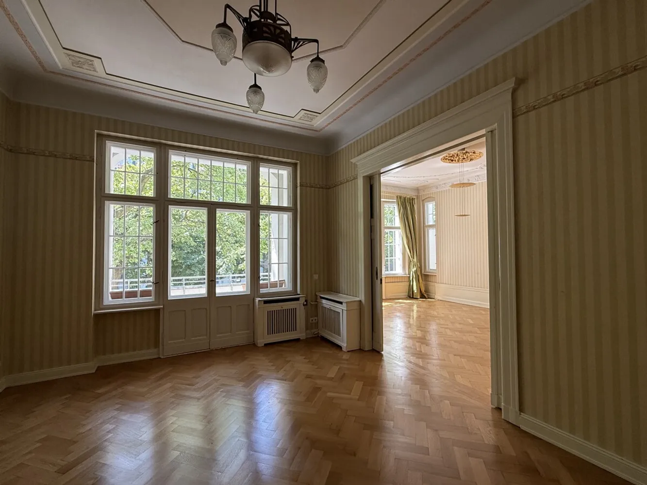 5 Zimmer Wohnung mit 201 m² in Berlin – Bild 6