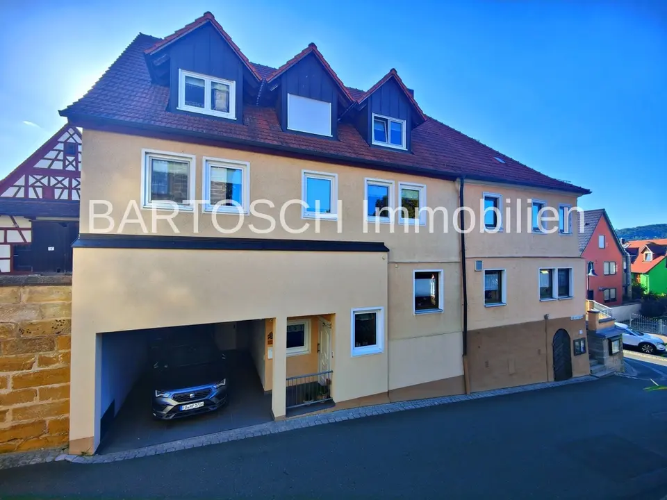 6 Zimmer Haus mit 215 m² in Erlangen – Bild 3