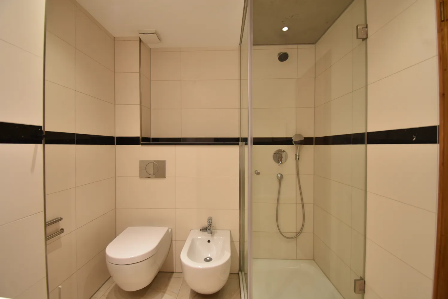 2 Zimmer Wohnung mit 54 m² in Düsseldorf – Bild 8