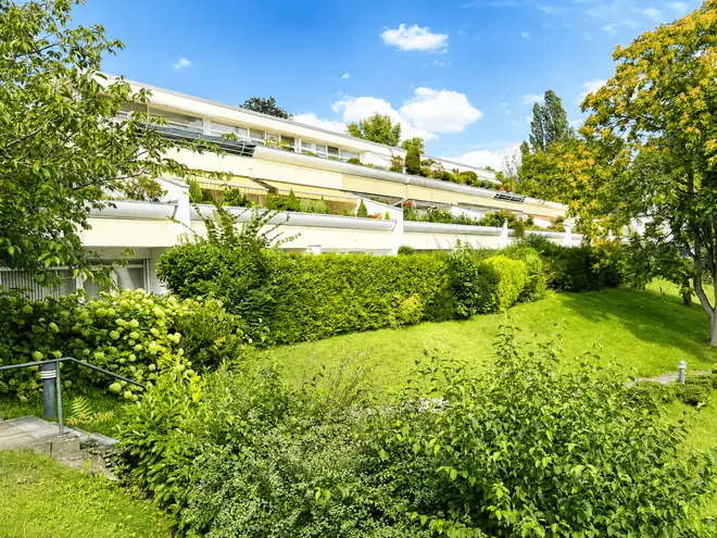 1 Zimmer Wohnung mit 72 m² in Berlin – Bild 1