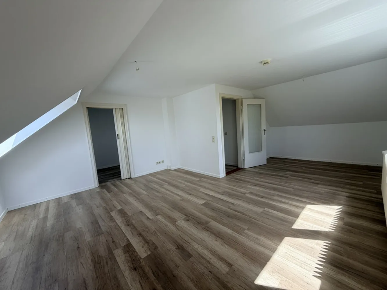 2 Zimmer Wohnung mit 39 m² in Heide – Bild 2