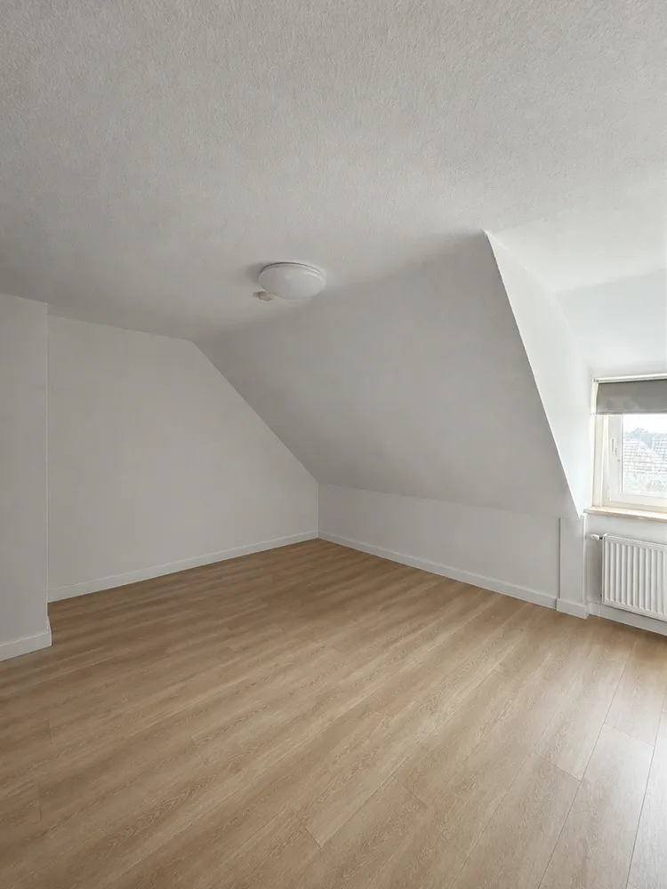 4 room apartment with 100 m² in Essen – Photo 4