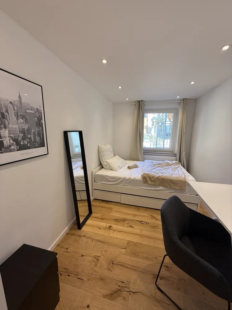 4 Zimmer Wohnung mit 77 m² in München – Bild 7