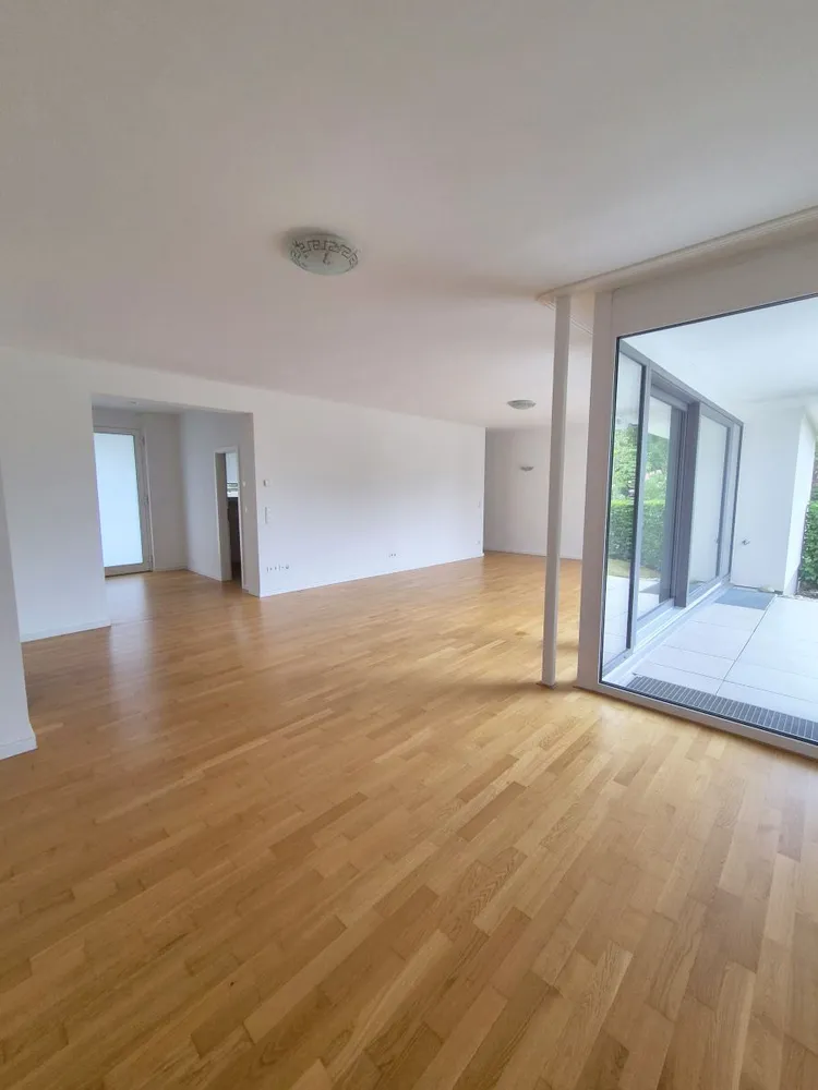 4 Zimmer Wohnung mit 160 m² in Wiesbaden – Bild 9