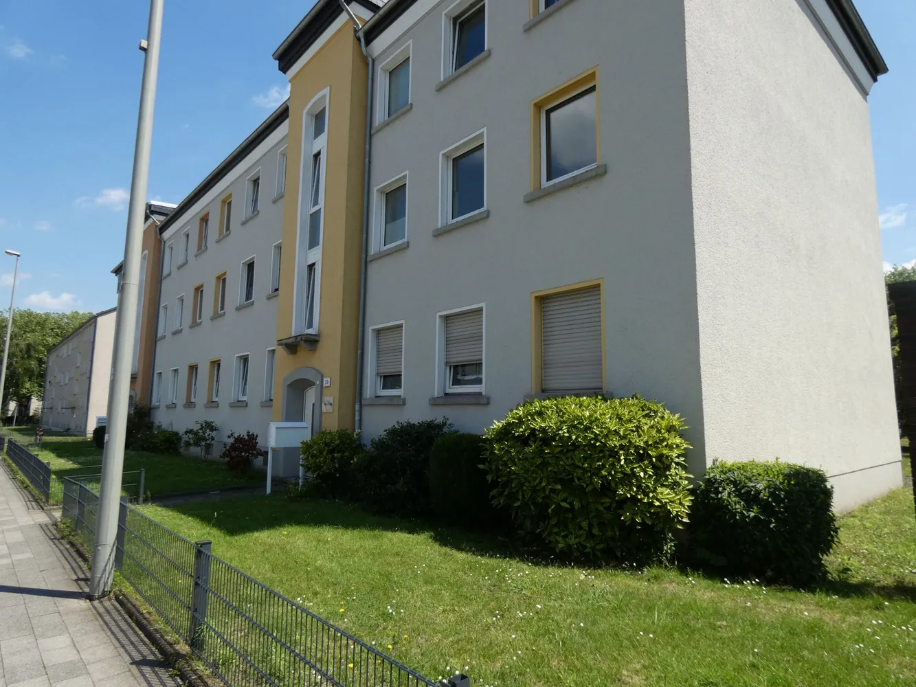 2 Zimmer Wohnung mit 56 m² in Oberhausen – Bild 2
