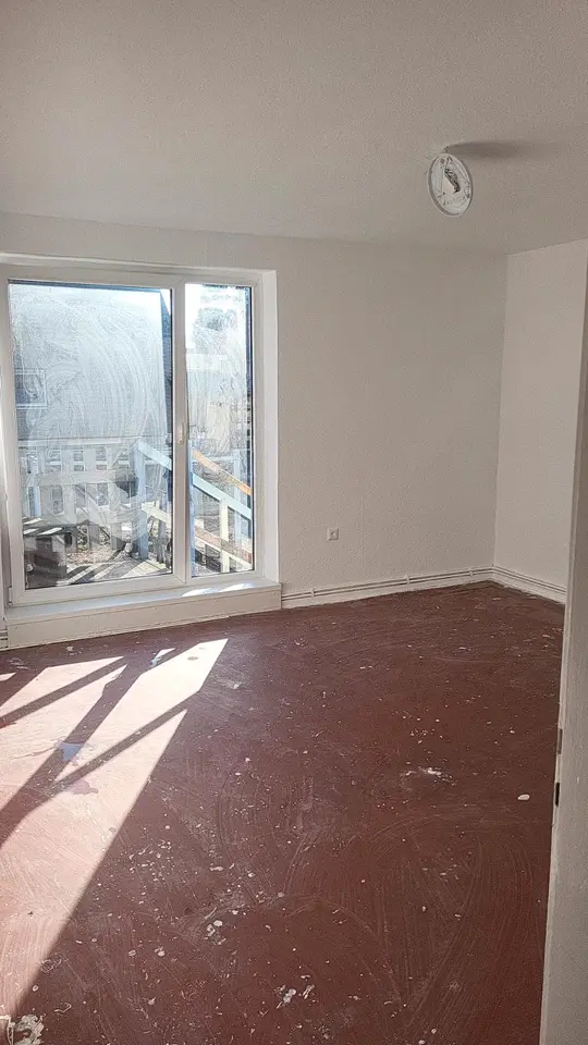 5 Zimmer Wohnung mit 140 m² in Helmstedt – Bild 1