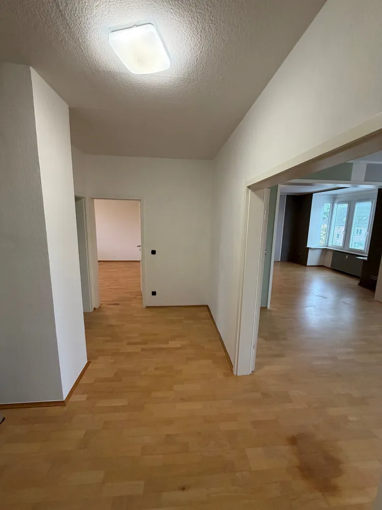 2 Zimmer Wohnung mit 98 m² in Kiel – Bild 4