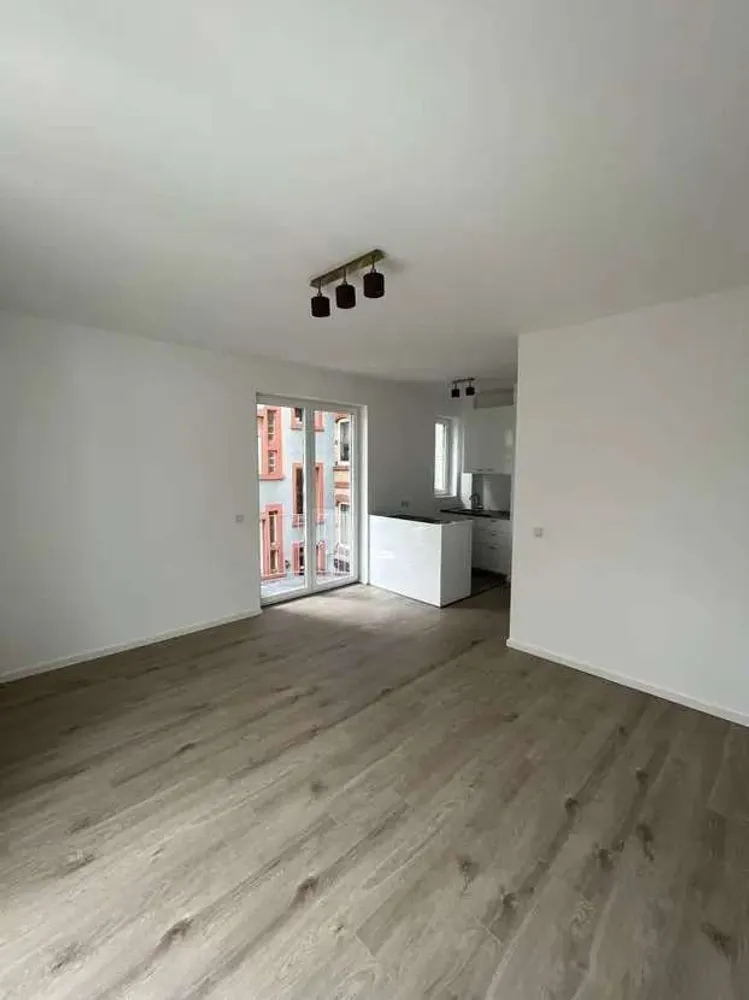 1 Zimmer Wohnung mit 35 m² in Frankfurt am Main – Bild 6