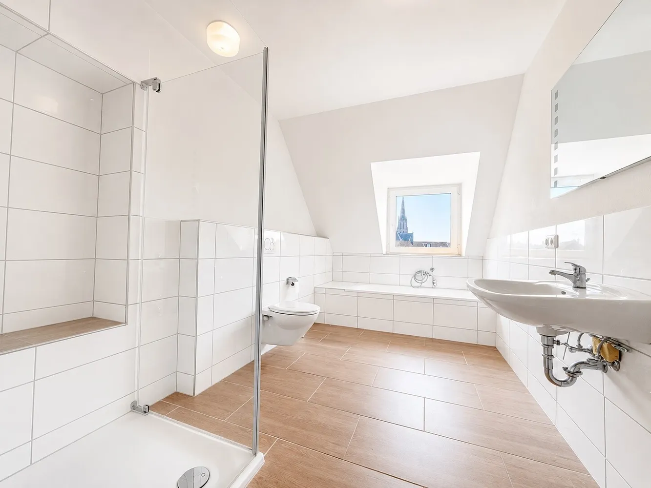 6 Zimmer Wohnung mit 182 m² in Krefeld – Bild 7