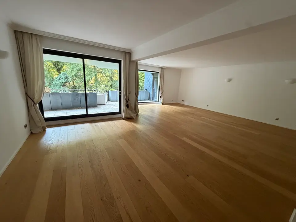 4 Zimmer Wohnung mit 154 m² in Brühl – Bild 2