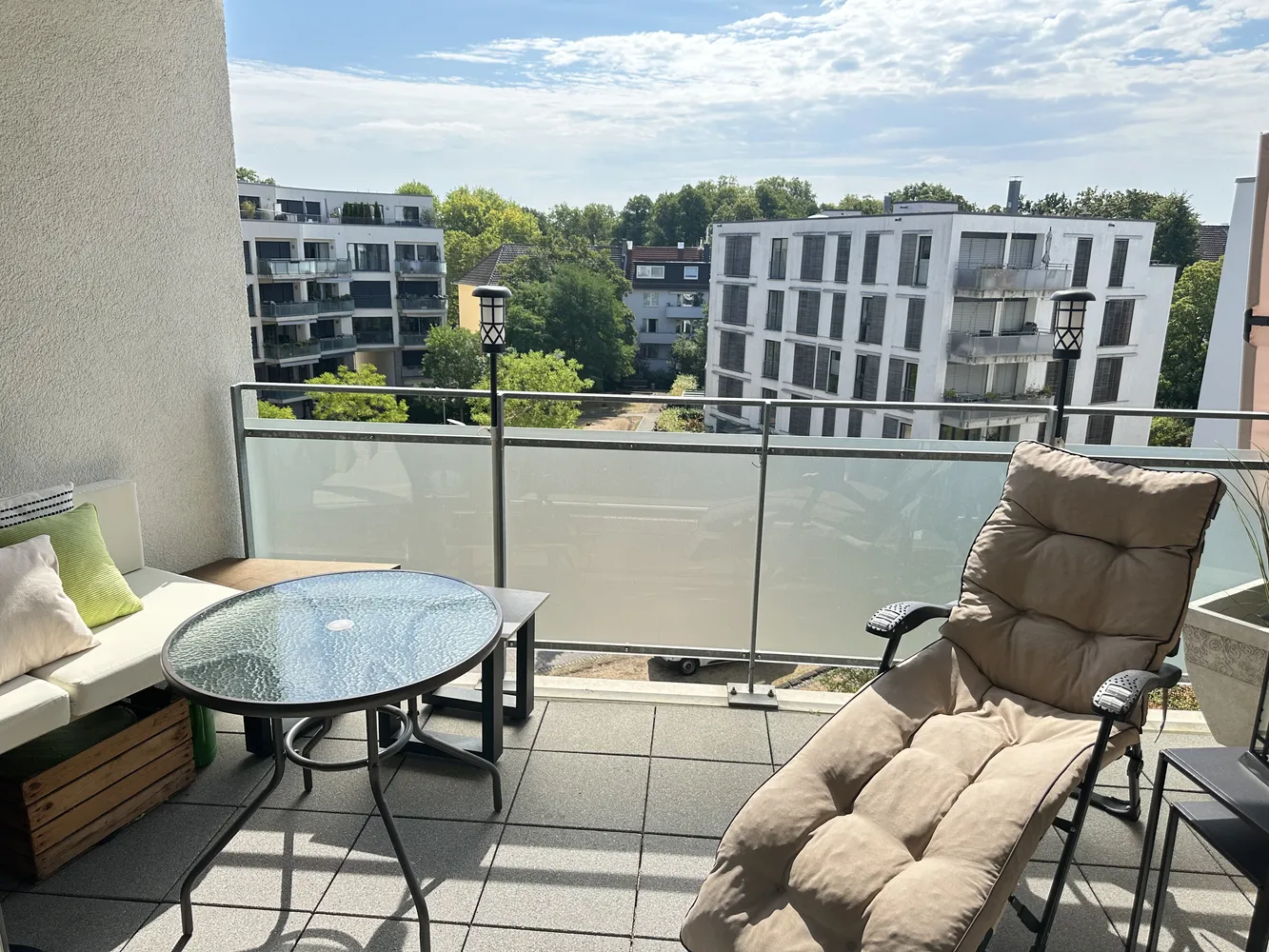 2 Zimmer Wohnung mit 72 m² in Köln – Bild 3