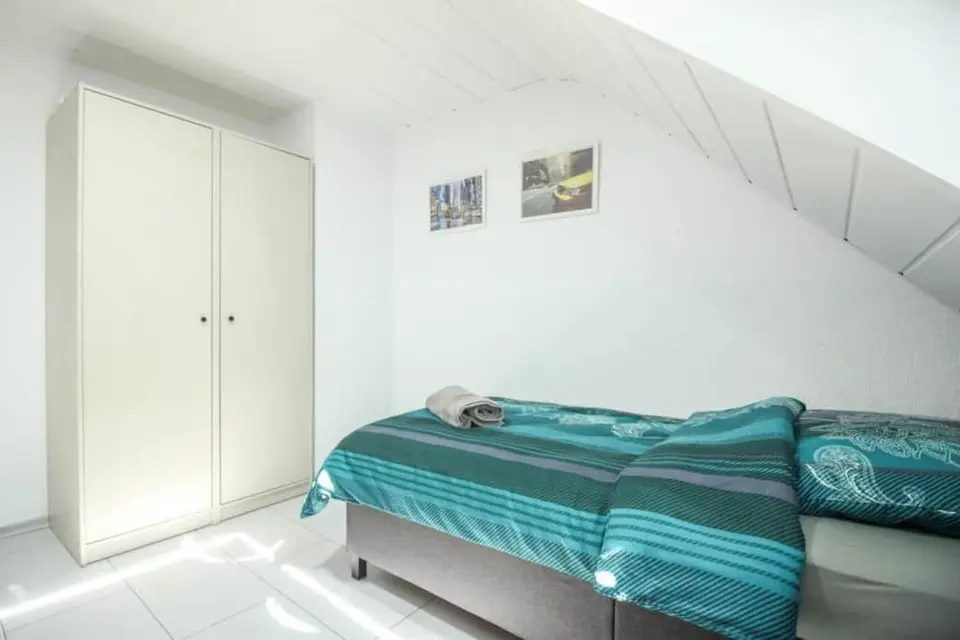 WG-Zimmer mit 75 m² in Göppingen – Bild 1